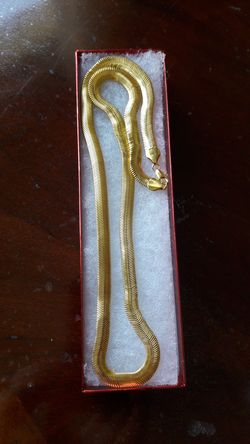 18k. Gold filed chain 8mm x 24"