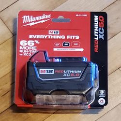 Milwaukee M18 Pila 5.0 Ah NUEVA!!!! Milwaukee M18 Battery 5.0 Ah NEW!!!