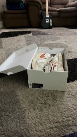 Devin booker basketball shoe