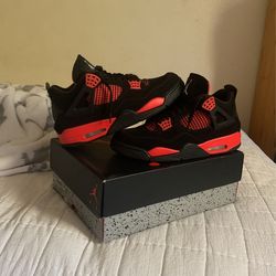 Jordan 4s Thunder Red