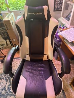 Gaming chair