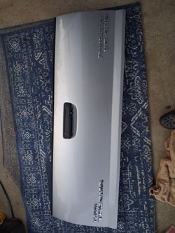 Toyota Tacoma Tailgate
