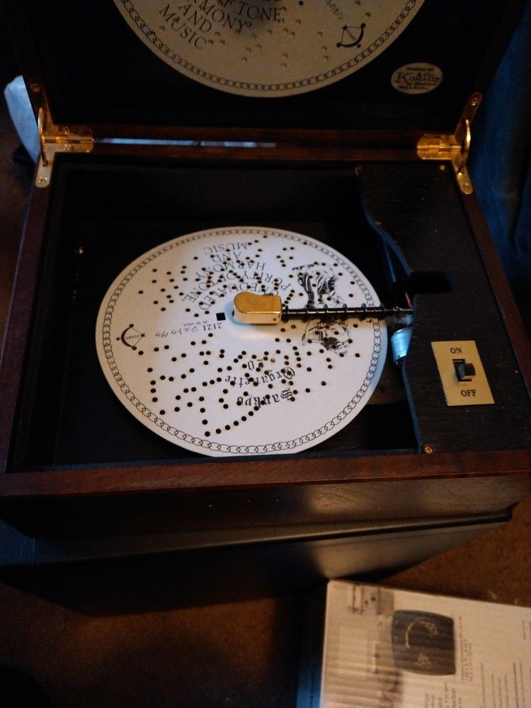 Kohaut Vintage Music Box