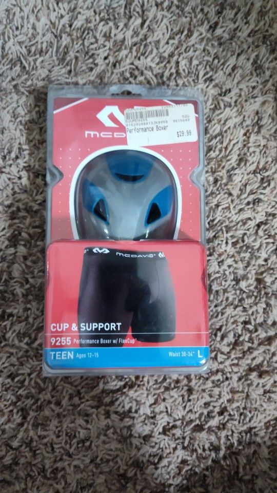 Mcdavid compression shorts and Cup black large teen football hockey baseball