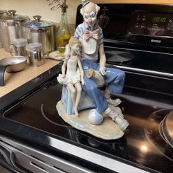 Lladro ( Clown And Girl)