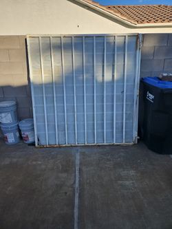 2pc GATE 72"X72"