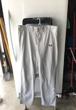 Under Armor Softball/Baseball pants size XL Loose fit