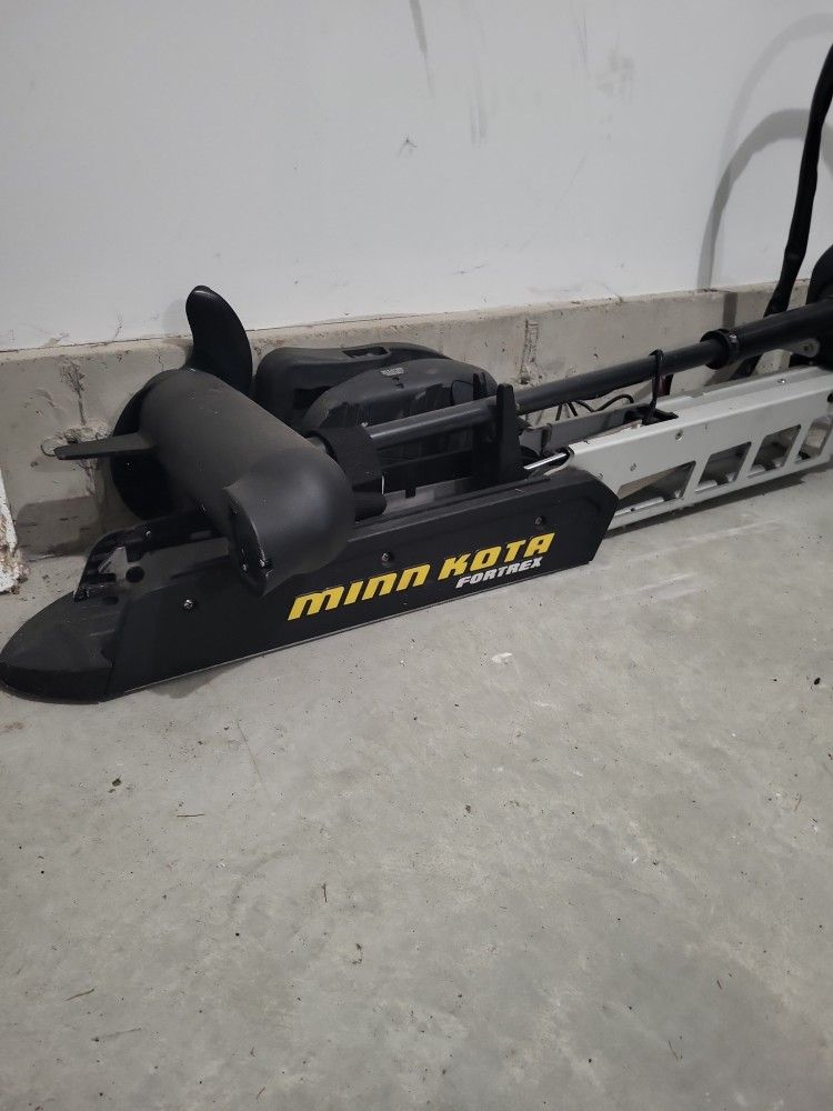 2015 Minn kota Fortrex