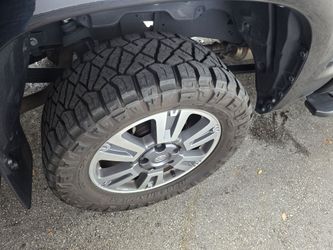 4 Nitto Ridge Glapper 33x12.50R20