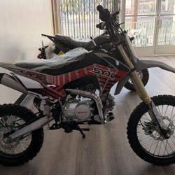 Brand New Dirt Bike 