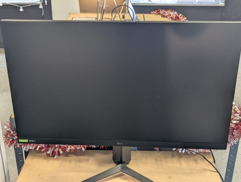 LG 32GP83B-B 32" Gaming Monitor 1440p