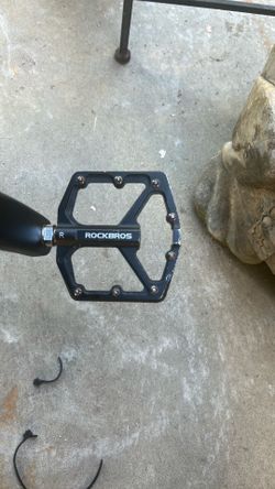 Rock bros peddles