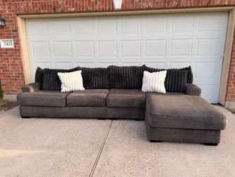 Sectional couch