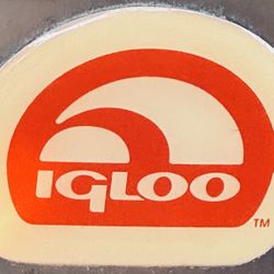 IGLOO BRAND Stainless Steel Refrigerator Freezer Model  FR 180L In Excellent Working Condition!