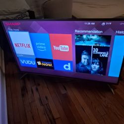 65 In Smart TV Sharp 