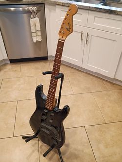 Squier Stratocaster - hollow guitar body and neck