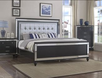 Valentino Queen Bedroom Black