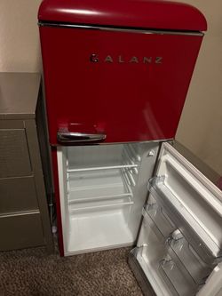 Galanz medium fridge