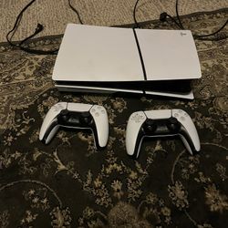 PS5 With 2 Controllers And Game