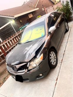 2010 Toyota Camry XLE ( please read entire post)