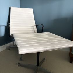 Herman Miller Chair