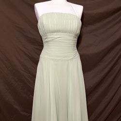 B2 Dress Women’s Size 8