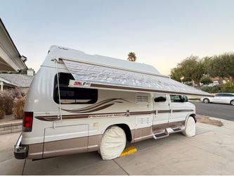 2004 class B pleasure Way van