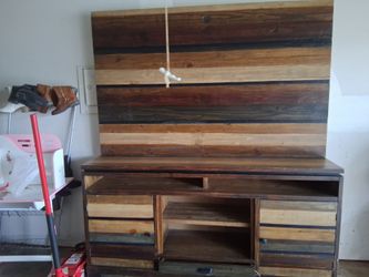 Large tx stand with storage