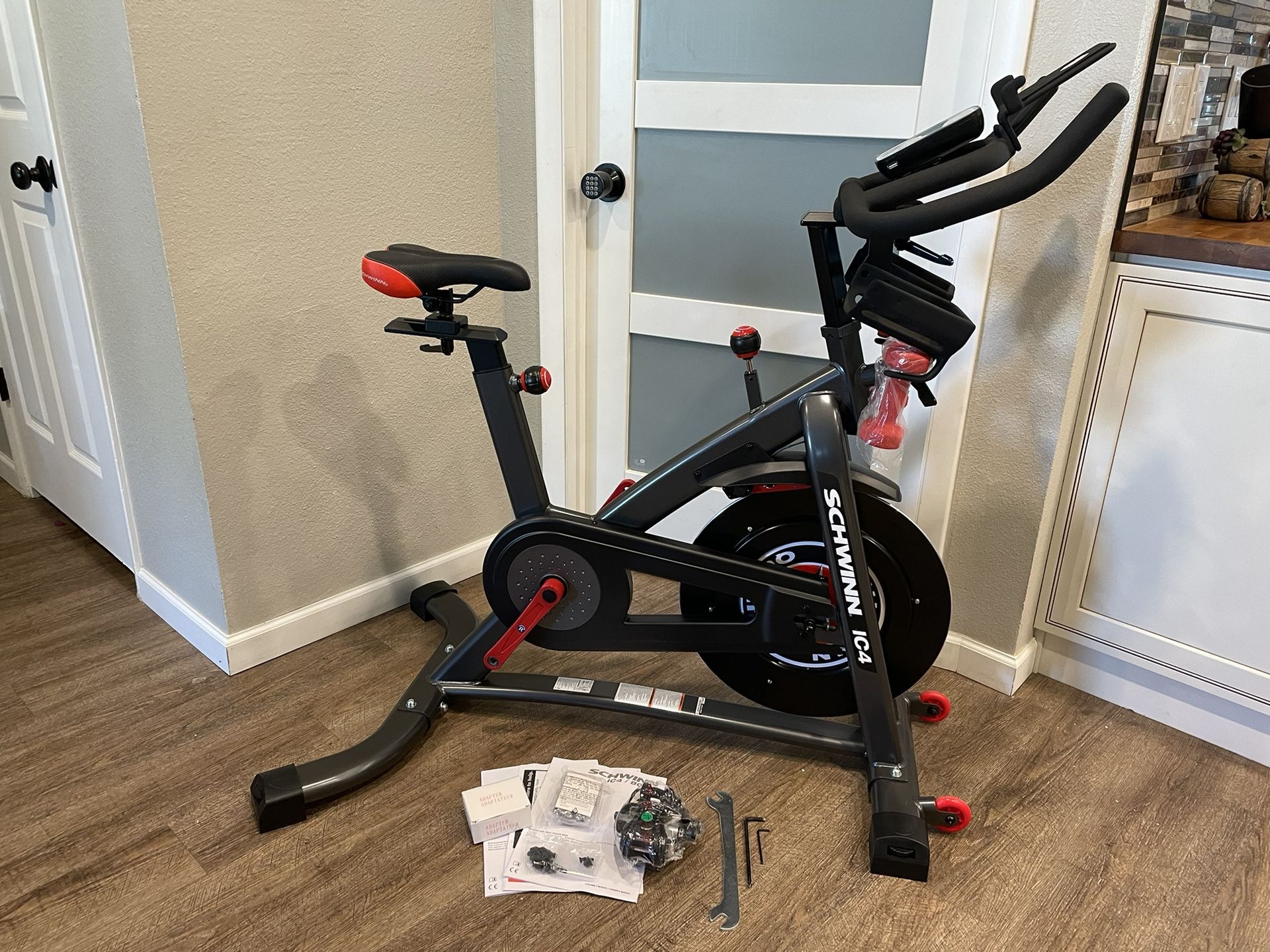 Schwinn IC4 Fitness Indoor Cycling Exercise Bike Series