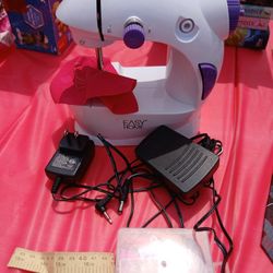 Mini Sewing Machine
