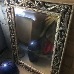 Decorative mirror