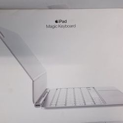 Apple Magic Keyboard for iPad Pro 11-inch - White