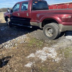 2006 F350 V8 FULLY LOAD TURBO DIESEL LARIAT PACKAGE