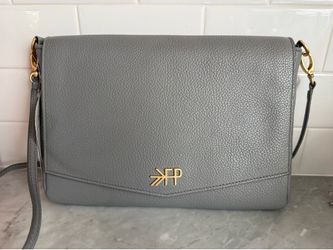 NWT Freshly picked classic clutch crossbody w/ wrist strap & changing pad