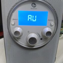 Boston Solo 2 Speaker/Aux/AM/FM/ALARM CLOCK