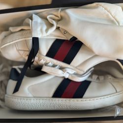 Gucci Sneakers 