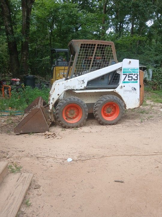 Bobcat Skid Steer
