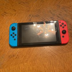 Nintendo Switch 