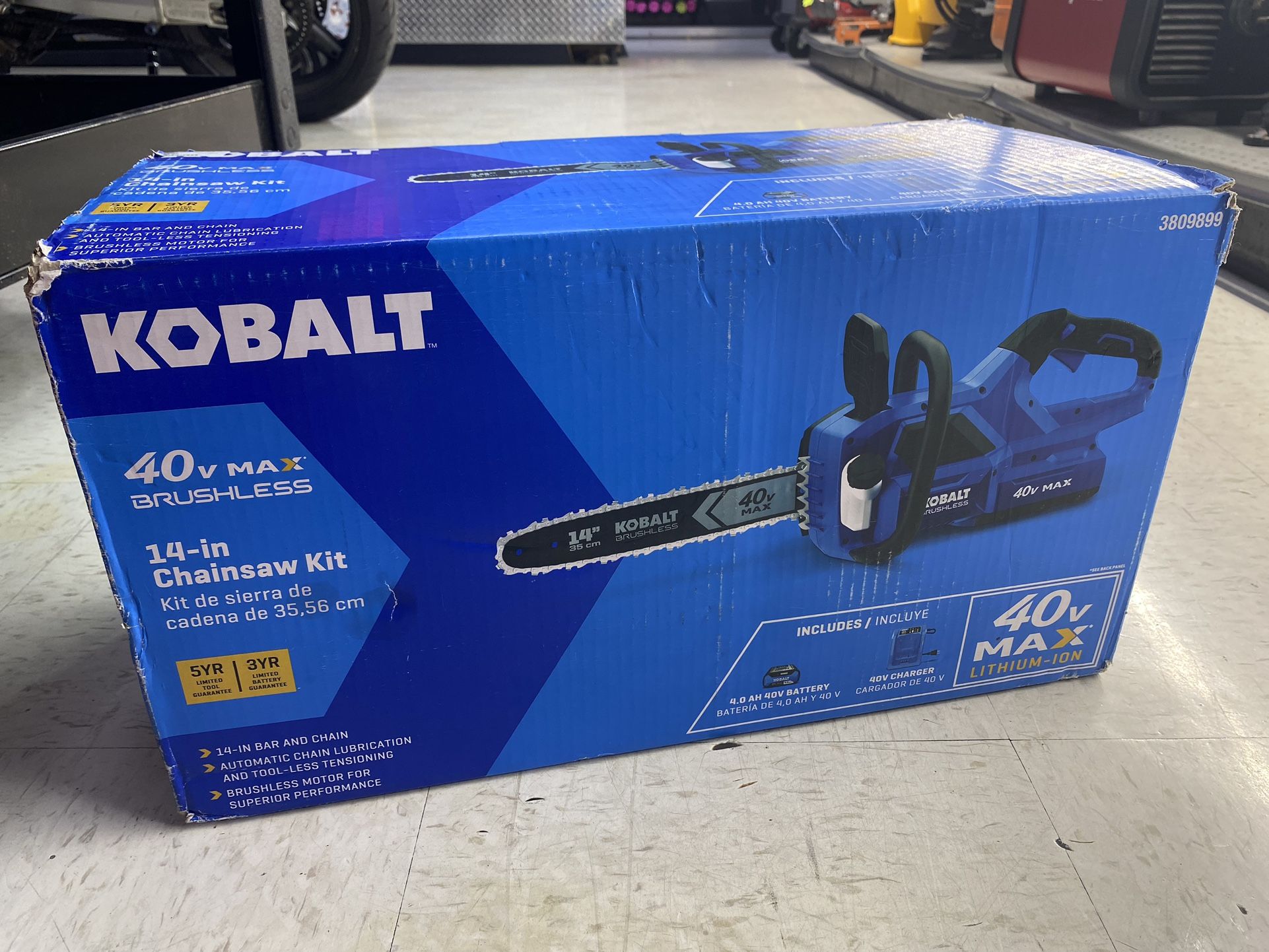 Brand New Kobalt 40v Max Brushless 14 Inch Chainsaw Kit