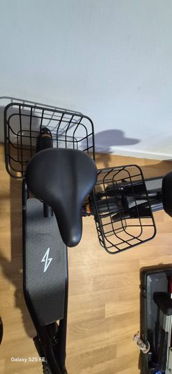 Electric scooter