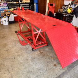 Motorcycle Lift 