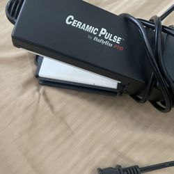 Wide Babyliss Flat Iron Excellent Condition 