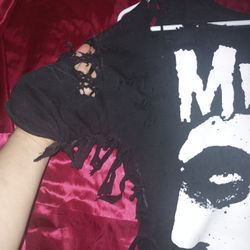 Custom Fitted Misfit Shirt🖤☠️