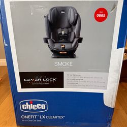 NEW Chicco car seat