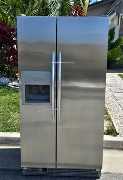 Kitchen Aid Refrigerator - FREE (read description please)