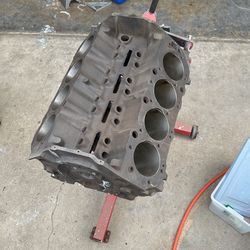 Chevrolet 402 Block And 396 Heads