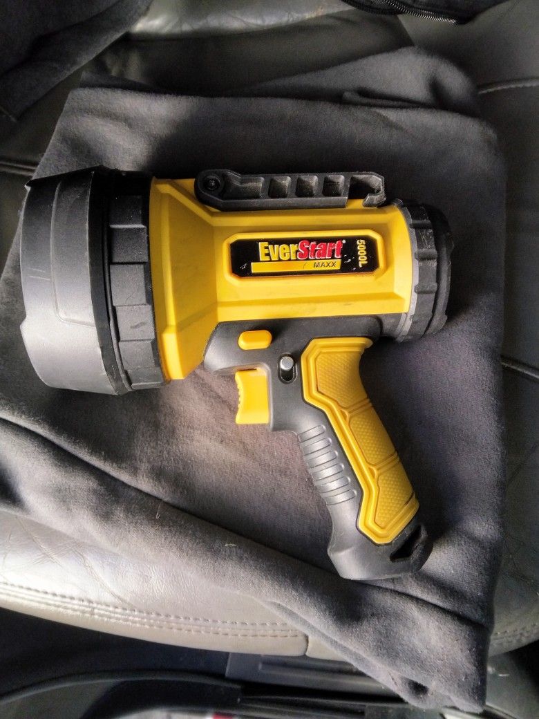 Rechargeable Powerful Flash Light