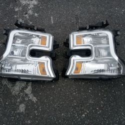 2015-2017 Ford F-150 Headlights With Light Bulbs And Accessories Oem.