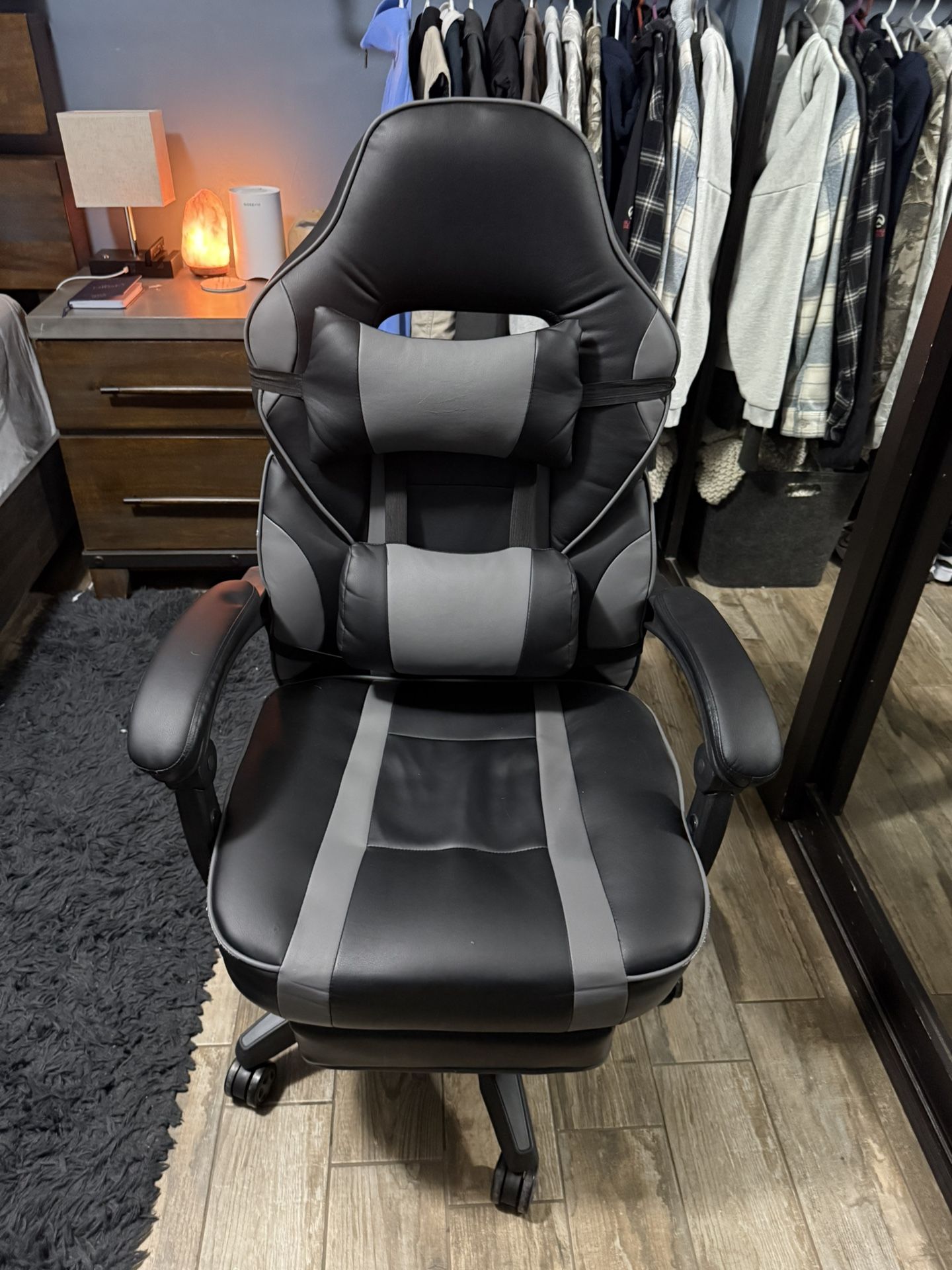 Rolling Recliner Gaming Chair