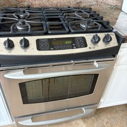 Oven/ Stove